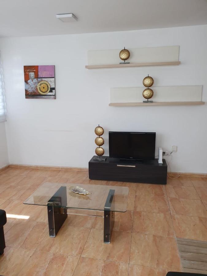 Apartamentos La Carmen Arrecife  Bagian luar foto